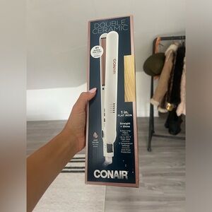 ❌sold❌ Conair Double Ceramic Flat Iron
